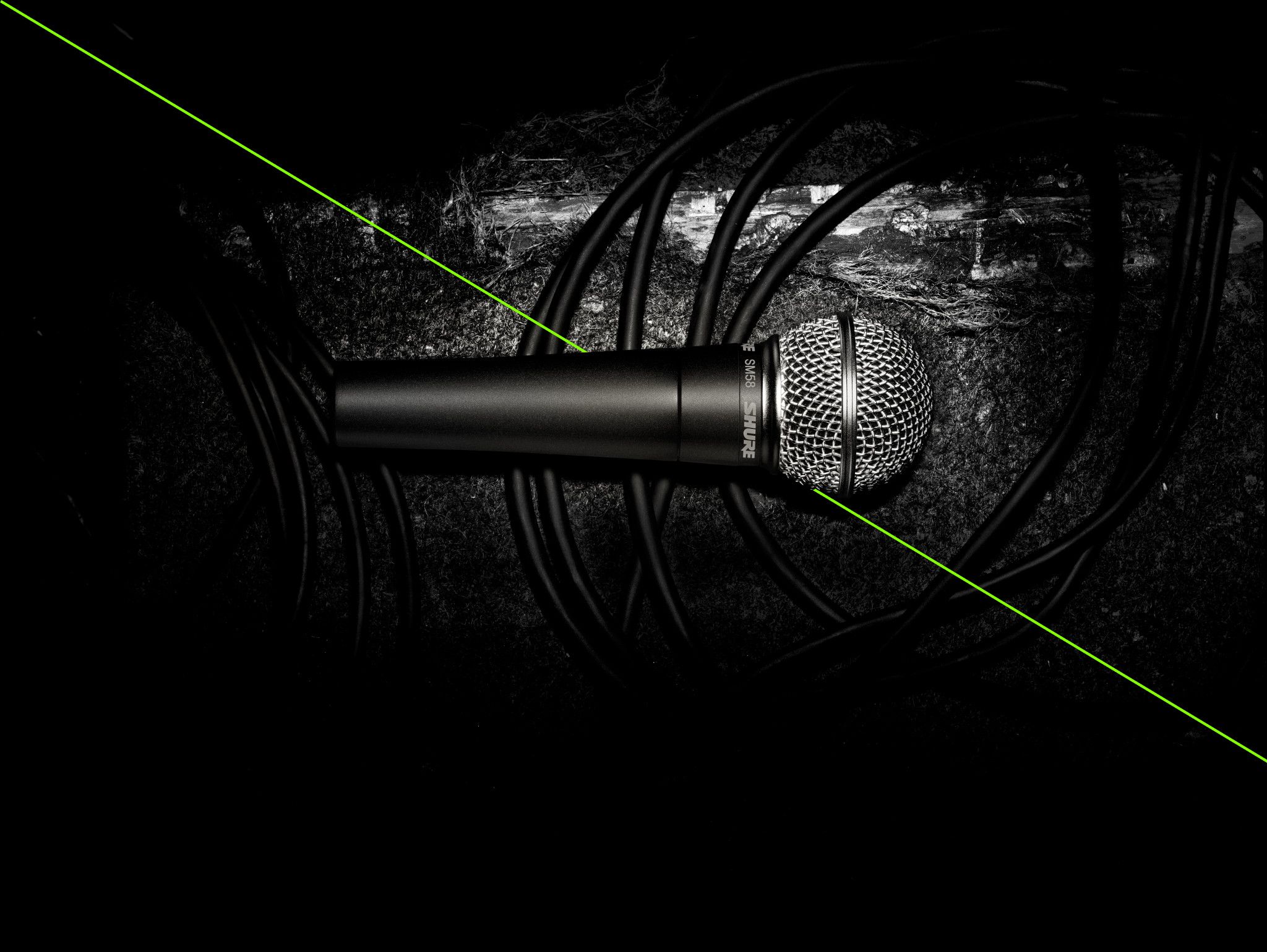 GLXD2 PLUS SM58 HANDHELD TRANSMITTER